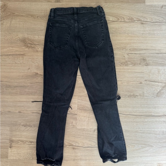 Abercrombie Ultra High Rise Ankle Straight Jean - Picture 2 of 4